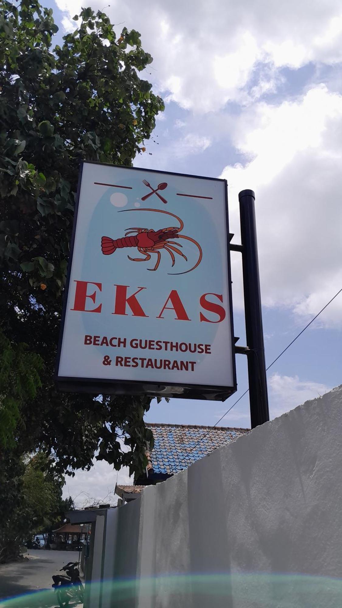 Ekas Beach Guesthouse And Restaurant Exterior photo