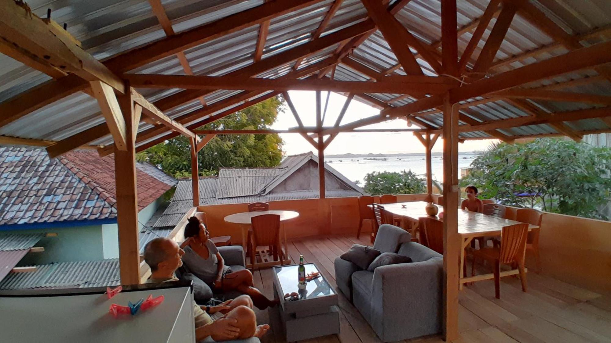 Ekas Beach Guesthouse And Restaurant Exterior photo